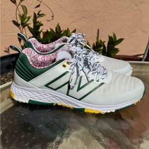 Like New- Men’s New Balance White & Green Golf Shoes